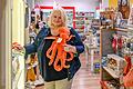 Jahrelang versorgte die Spielzeugwiese in Würzburg ihre Kundinnen und Kunden mit Spielsachen für Kinder. Ende des Jahres schließt Inhaberin Sabine Wolfinger ihr Geschäft.