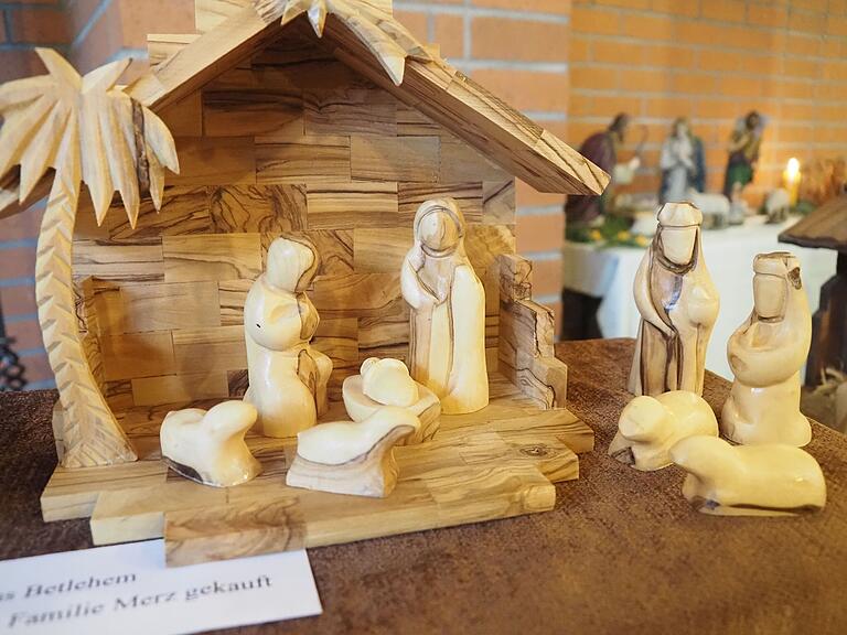 Eine Fair-Trade-Krippe aus Bethlehem. Eine Fair-Trade-Krippe aus Bethlehem.