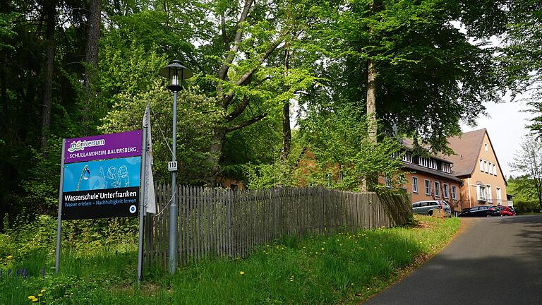 Für das Schullandheim Bauersberg wird derzeit ein Verkehrswertgutachten und eine Machbarkeitsstudie erstellt.