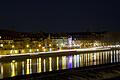 Würzburg erleuchtet: Unser Archivbild zeigt den Willy-Brandt-Kai bei Nacht.&nbsp;