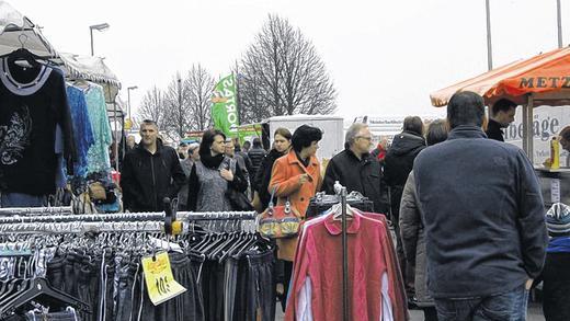 Bei Wind und Wetter: Die Besucher ließen sich nicht abschrecken.