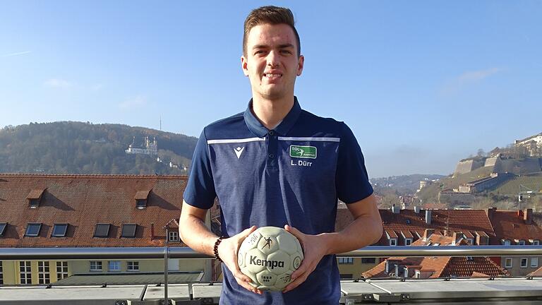Peilt mit der Rimparer Reserve gegen Erlangen-Bruck den zweiten Saisonsieg an: Rückraumspieler Linus Dürr.