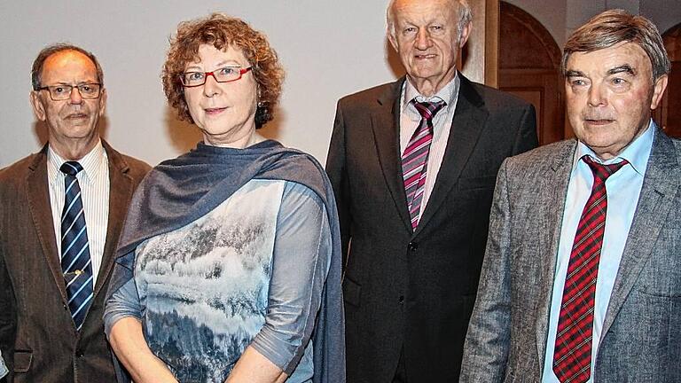 Geehrt: Seit zehn Jahren im Vorstand des VdK sind (von links) Karl-Josef Höhlein, Sybille Schick, Manfred Schick und Peter Schmitt.