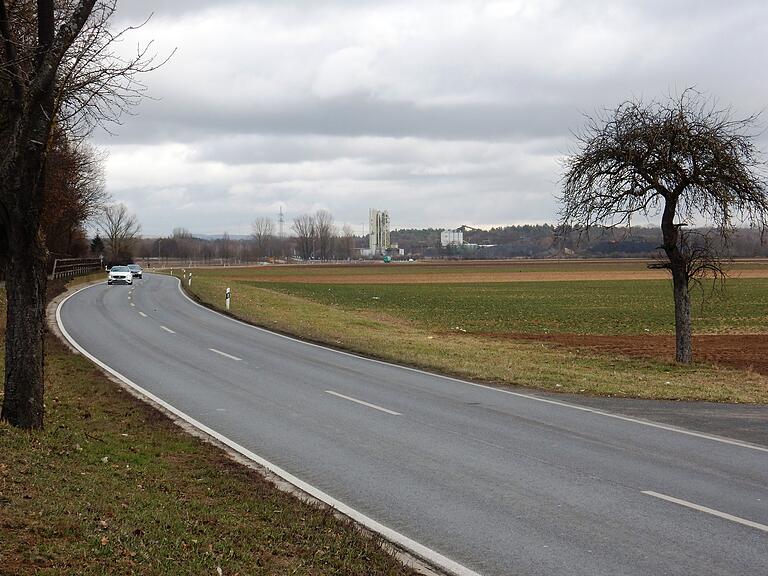 Beginnen soll der Abbau von Sand und Kies an der Straße von Grafenrheinfeld nach Gochsheim. Beginnen soll der Abbau von Sand und Kies an der Straße von Grafenrheinfeld nach Gochsheim.
