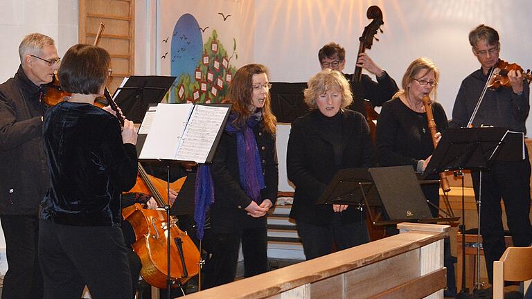 Die Musikgruppe 'Spilerey' mit Gabriele Seelmann, gestaltete den Gottesdienst mit Musik des jüdischen Liedermachers Mordechai Gebirtig.