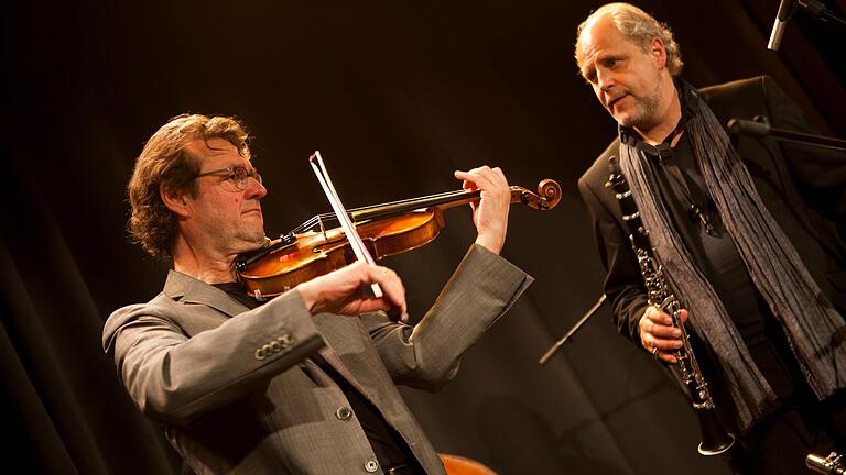 Am Sonntag, 13. März, um 19 Uhr jammt das Profi-Trio von 'Jazz mal anders' wieder in der Stadthalle Haßfurt.
