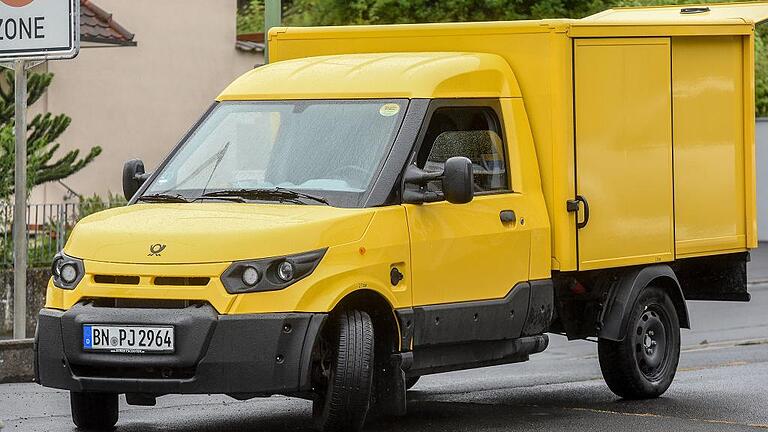 Bis zu 80 km/h kann der Streetscooter der Post fahren. Bis zu 80 km/h kann der Streetscooter der Post fahren.