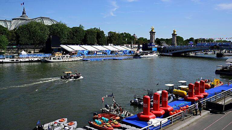 Noch ist nicht klar, ob die Wettbewerbe im Freiwasserschwimmen am 8. und 9. August in der Seine stattfinden können. Noch ist nicht klar, ob die Wettbewerbe im Freiwasserschwimmen am 8. und 9. August in der Seine stattfinden können.