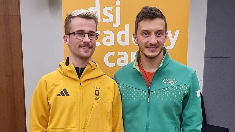 Ex-Rodler Sascha Benecken (rechts) ermunterte junge Ehrenamtliche wie Philipp Wohlfart, auch einmal nein zu sagen, wenn die Belastung zu hoch wird. Ex-Rodler Sascha Benecken (rechts) ermunterte junge Ehrenamtliche wie Philipp Wohlfart, auch einmal nein zu sagen, wenn die Belastung zu hoch wird.