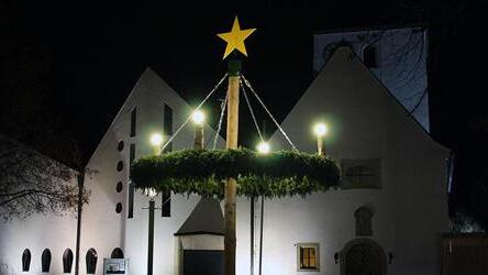 Schwebheimer Streit um Christbaum