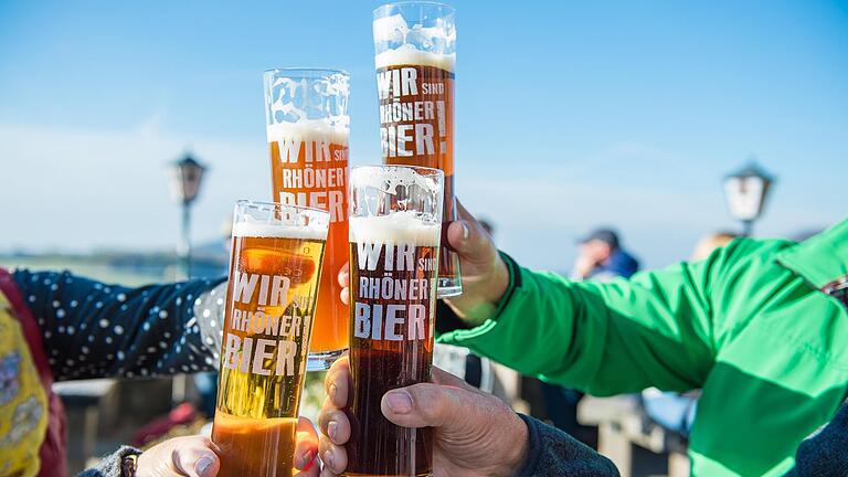 Seit zehn Jahren gibt's die Initiative 'Wir sind Rhöner Bier'. Das wird mit einem Fest in Wülfershausen gefeiert. Seit zehn Jahren gibt's die Initiative 'Wir sind Rhöner Bier'. Das wird mit einem Fest in Wülfershausen gefeiert.