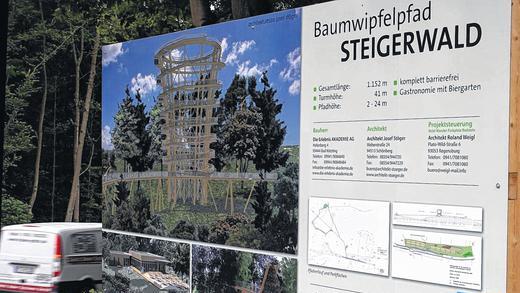 Gerät der Zeitplan ins Wanken? Nach ersten leichten Abweichungen vom straffen Zeitplan auf dem Weg zur Genehmigung des Baumwipfelpfades Steigerwald hängt es nun vom weiteren Fortgang ab, ob es, wie angestrebt im Frühsommer 2014 zur Eröffnung kommen kann .