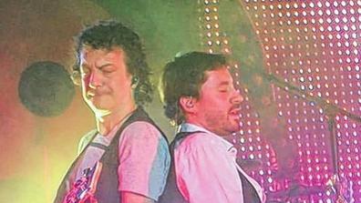 Beeindruckende Soli: Harte Riffs, mit viel Power. Beeindruckende Soli: Harte Riffs, mit viel Power.