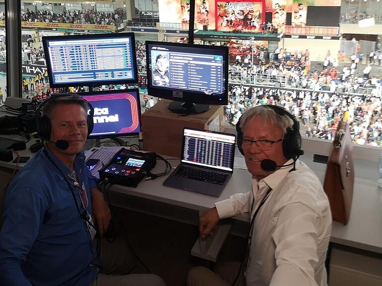 Beim Saisonfinale der Formel 1 2022 in Abu Dhabi kommentierte Sittler (links) wieder mit Marc Surer. Beim Saisonfinale der Formel 1 2022 in Abu Dhabi kommentierte Sittler (links) wieder mit Marc Surer.