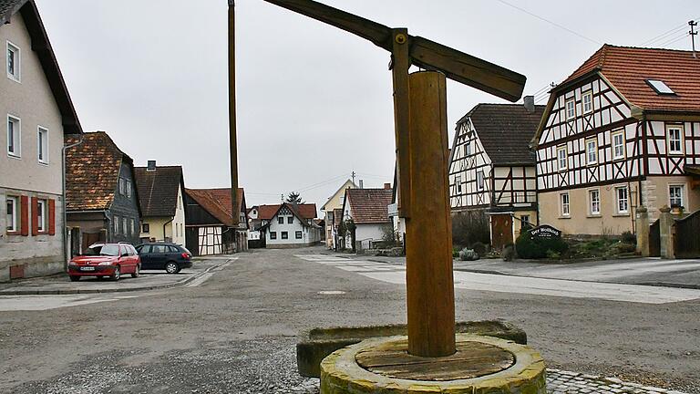 Die Dorferneuerung Ipthausen soll heuer zu Ende geführt werden. Dafür sind in den Haushalt 1,1 Millionen Euro eingestellt worden.