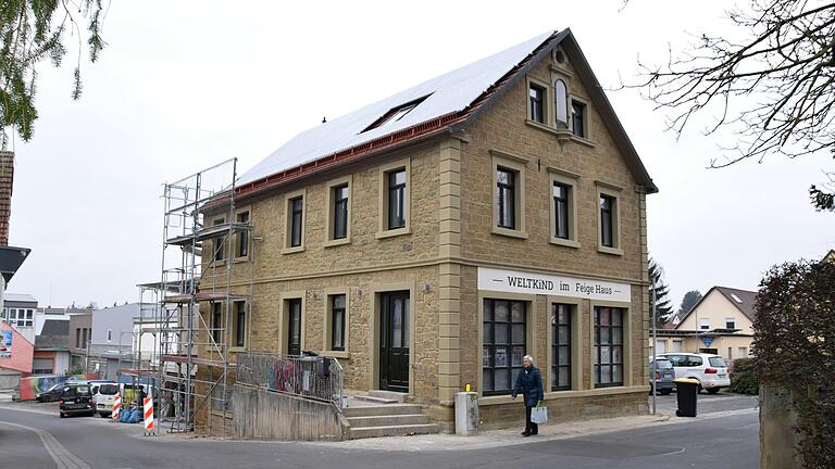 Das sanierte Feige-Haus an der Julius-Echter-Straße in Werneck beherbergt den künftigen Unverpackt-Laden mit Bistro und Second Hand-Shop. Das sanierte Feige-Haus an der Julius-Echter-Straße in Werneck beherbergt den künftigen Unverpackt-Laden mit Bistro und Second Hand-Shop.