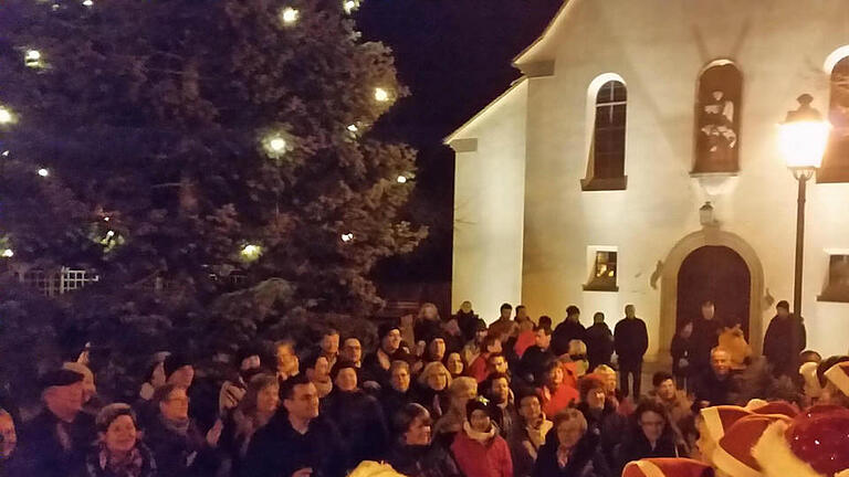 Die Eltingshäuser Dorfweihnacht ist eines der Aushängeschilder im Veranstaltungskalender der Vereinsgemeinschaft. Vorsitzender Andreas Kukuk und sein Team möchten aber auch für neue Impulse im Programm sorgen.  Foto: Archiv/ Stefan Geiger       -  Die Eltingshäuser Dorfweihnacht ist eines der Aushängeschilder im Veranstaltungskalender der Vereinsgemeinschaft. Vorsitzender Andreas Kukuk und sein Team möchten aber auch für neue Impulse im Programm sorgen.  Foto: Archiv/ Stefan Geiger