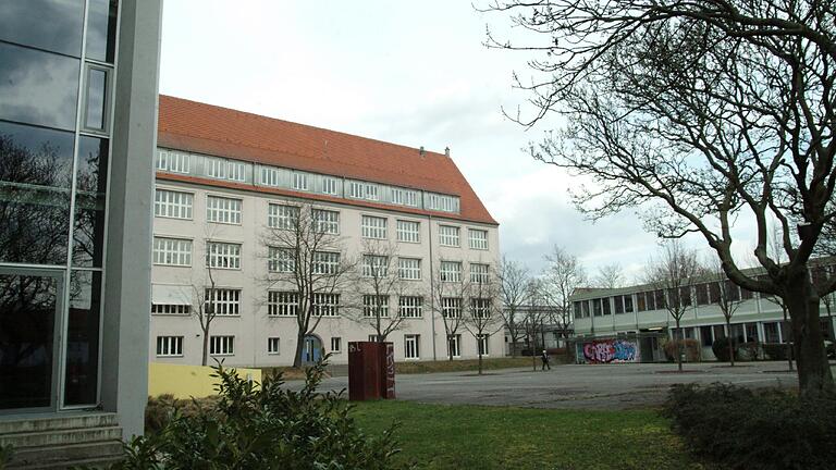 Auch der künftige Schulleiter der Friedrich-Fischer-Schule FOS/BOS in Schweinfurt hätte gerne alle Schulgebäude an einem Standort.