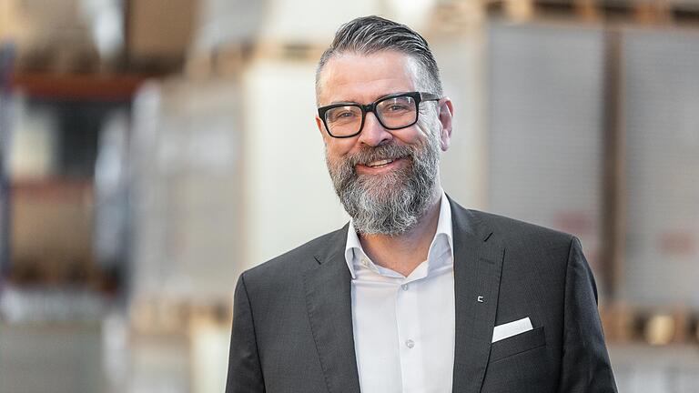 Geschäftsführer Ralph Peckmann kam 1995 als Assistent der Geschäftsleitung zu Lindner, seit 1999 ist er Geschäftsführer der Lindner Norit GmbH.