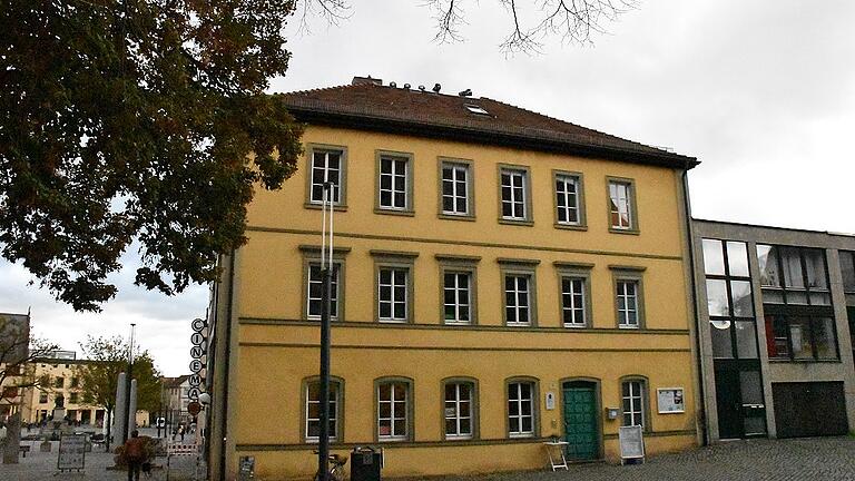 Ein Haus voller Leben und mit vielen Angeboten. Das Mehrgenerationenhaus am Martin-Luther-Platz.