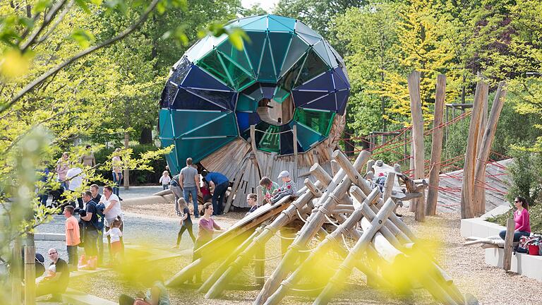 Um mehr als 175 Spielplätze in der Stadt kümmert sich das Gartenamt. (Symbolbild)