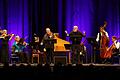 Harald Lesch wurde in Würzburg vom Wiener Merlin Ensemble musikalisch begleitet.