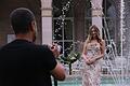 Bereits vor der Krönung im Rahmen des Rosenballs gab es ein Fotoshooting mit der künftigen Rosenkönigin Dana Rüttger im Kurgarten.       -  Bereits vor der Krönung im Rahmen des Rosenballs gab es ein Fotoshooting mit der künftigen Rosenkönigin Dana Rüttger im Kurgarten.