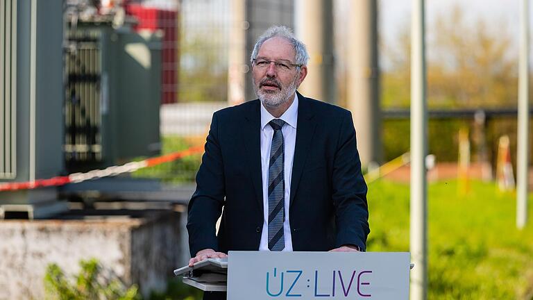 Der Geschäftsführende Vorstand der ÜZ Mainfranken, Jürgen Kriegbaum. Er fordert eine gerechtere Aufteilung der Netzentgelte auf alle Stromkunden, unabhängig davon, wo diese leben.