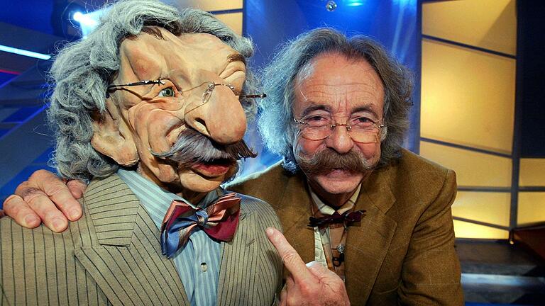 Nicht als Puppe, sondern hochselbst kommt der Redakteur, Autor und Moderator Jean Pütz zur Eröffnung der Fahrzeugschau 2024 nach Bad Neustadt. Nicht als Puppe, sondern hochselbst kommt der Redakteur, Autor und Moderator Jean Pütz zur Eröffnung der Fahrzeugschau 2024 nach Bad Neustadt.