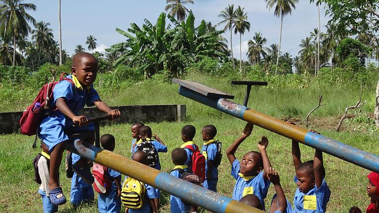 Kindergarten in Kiparang’anda - Kindergarten in Kiparang’anda Kindergarten in Kiparang’anda - Kindergarten in Kiparang’anda