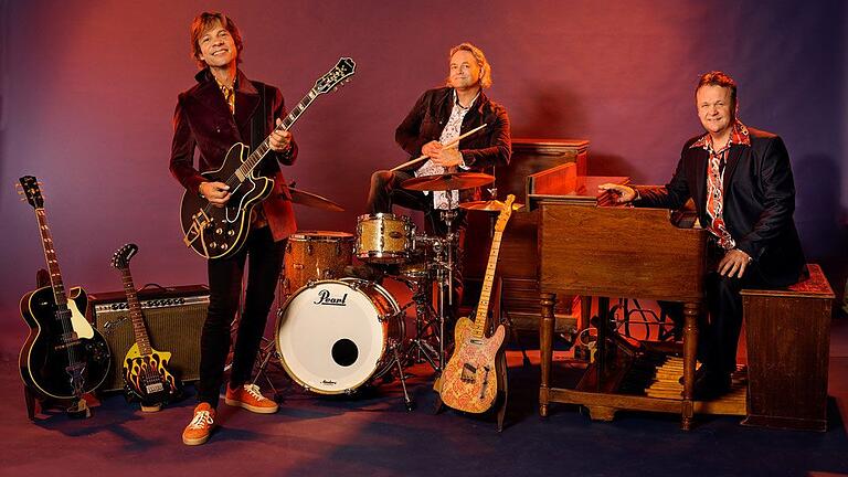 Das Gregor Hilden Organ Trio spielt jazzige und funkige Musik.