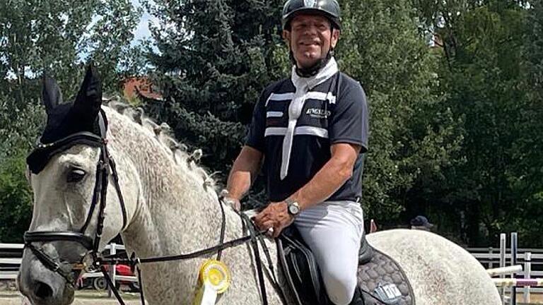 Im Bild: Joachim Schwerdt gewinnt das Stil-L in Würzburg.