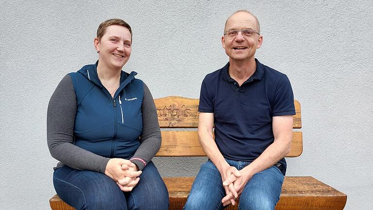 Katja Manger, Vorsitzende der DAV-Sektion Main-Spessart (links), und Stefan Dietz, Klimakoordinator der Sektion, im Interview. Katja Manger, Vorsitzende der DAV-Sektion Main-Spessart (links), und Stefan Dietz, Klimakoordinator der Sektion, im Interview.