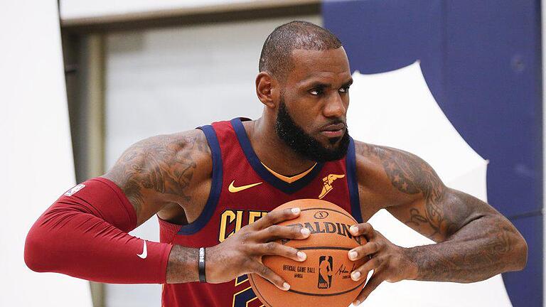 NBA-Star       -  LeBron James legte im Streit mit US-Präsident Donald Trump nach.