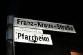 An einen großen Wohltäter Sendelbachs erinnert der Name der Straße, an der unter anderem das Pfarrheim und die Kirche liegen.&nbsp;