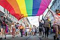 Rund 3000 Menschen nahmen 2023 am Christopher Street Day in Würzburg teil. Der CSD steht dieses Jahr unter dem Motto 'One World - Equal Love'.