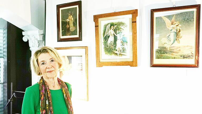 Sammlerin Gudrun Wirths aus Marktbreit sammelt seit vielen Jahren Engel in den verschiedensten Darstellungsweisen. Sammlerin Gudrun Wirths aus Marktbreit sammelt seit vielen Jahren Engel in den verschiedensten Darstellungsweisen.