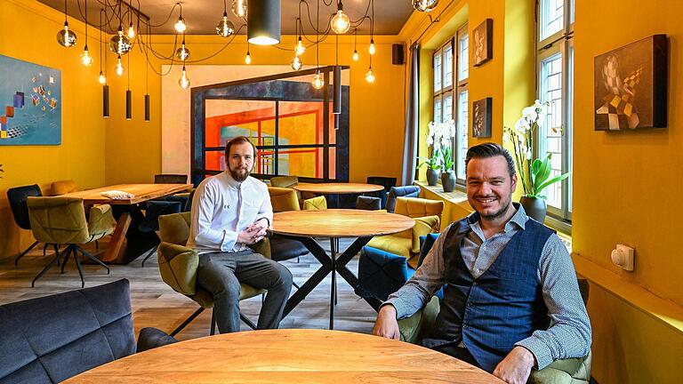 Der Nachfolger der Schiffbäuerin im Würzburger Mainviertel eröffnet am Mittwoch. Die Betreiber sind die Freunde Konstantin Kuntzsch (links) und Florian Mack.
