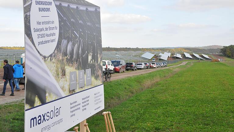 Der neue Solarpark bei Bundorf ist bereits in Bau. Der neue Solarpark bei Bundorf ist bereits in Bau.