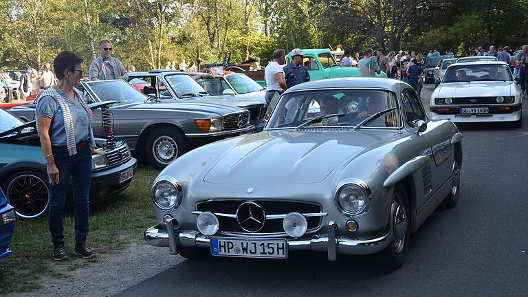 Raritäten, so weit das Auge reicht, gab es beim Oldtimertreffen in Frammersbach zu bestaunen. Über 600 Aussteller sorgten für eine Rekordbeteiligung.