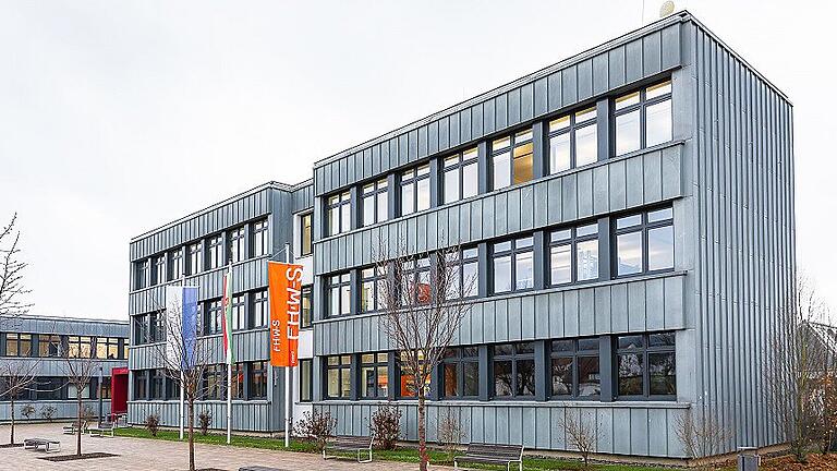 Das Gebäude, in dem das Technologiezentrum in Bad Neustadt integriert ist.