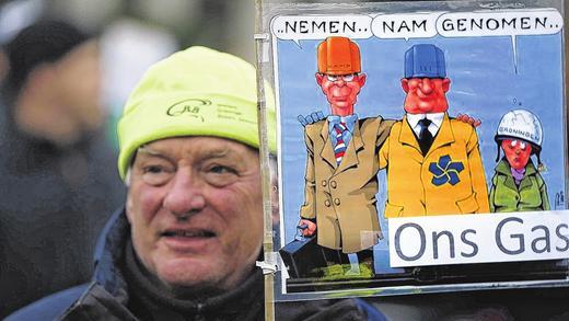 Protest: ein Anwohner mit Plakat