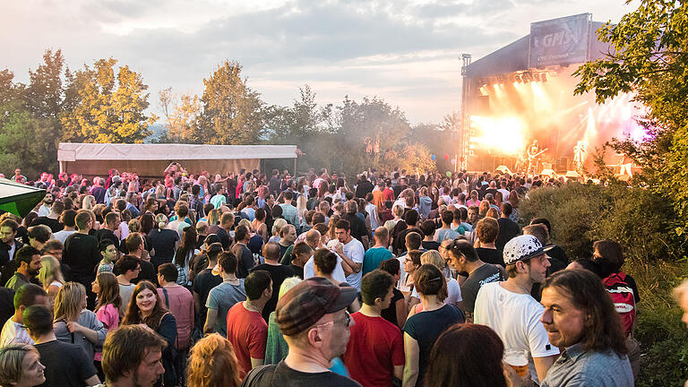 Start der Festivalsaison: Das haben die fränkischen Open Airs zu bieten - Umsonst und Draussen Festival Start der Festivalsaison: Das haben die fränkischen Open Airs zu bieten - Umsonst und Draussen Festival