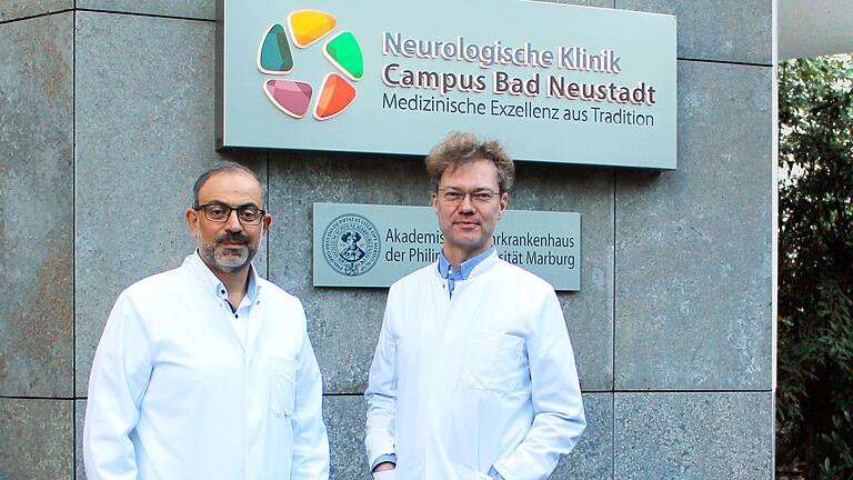 Die wissenschaftliche Leitung des Fachsymposiums 'Multiple Sklerose' liegt bei Chefarzt Dr. Hassan Soda (links) und Oberarzt Stefan Schlesinger (rechts), Leitung Schwerpunktzentrum Neuroimmunologie/MS am Rhön-Klinikum Campus Bad Neustadt.