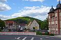 Die Frankfurter Straße und die Hafenstraße in Gemünden, die vom Mainbrückenbau schwer in Mitleidenschaft gezogen sind, werden seit Dienstag saniert.