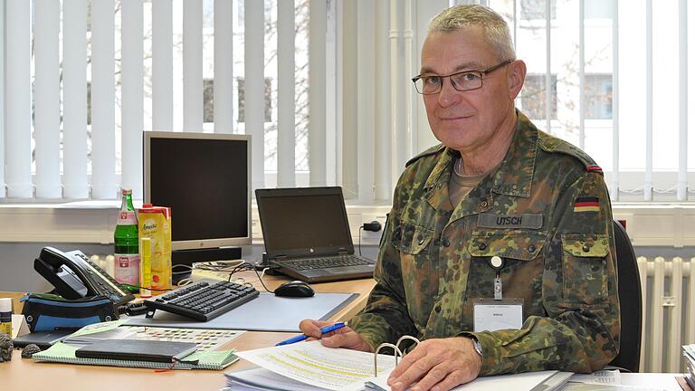 Oberst Peter Utsch&nbsp; in seiner aktiven Zeit an seinem früheren Standort in der Kaserne Veitshöchheim.