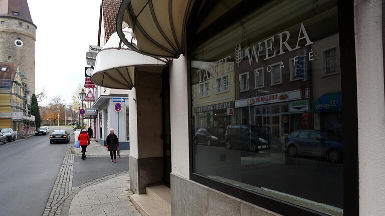 Was kommt in die geschlossene Bäckerei am Kitzinger Falterturm?