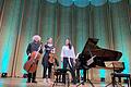 Veronika Eberle, Steven Isserlis (links) und Connie Shih (rechts) beim Kissinger Sommer       -  Veronika Eberle, Steven Isserlis (links) und Connie Shih (rechts) beim Kissinger Sommer