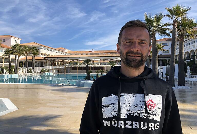 Michael Schiele im Teamhotel an der Costa de la Luz.