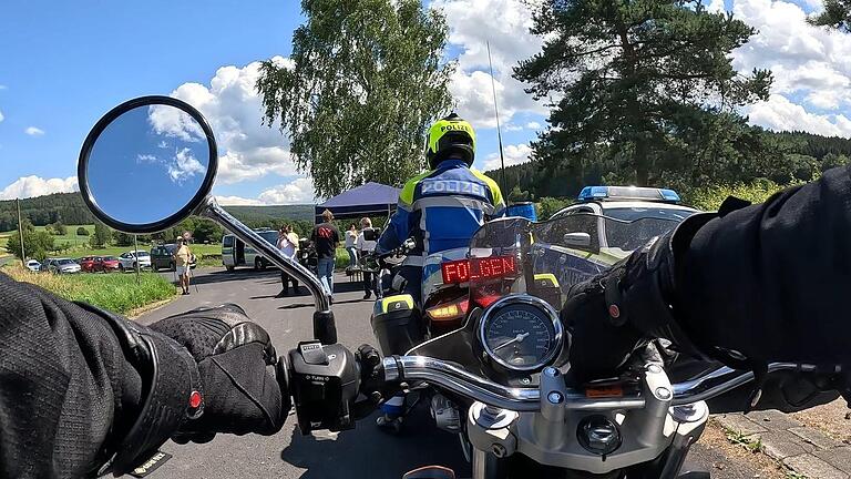 Am Sonntag veranstaltete die Polizeiinspektion Bad Brückenau mit Unterstützung anderer Dienststellen einen Kontrolltag. Der Schwerpunkt lag auf den Motorradfahrern. - Am Sonntag veranstaltete die Polizeiinspektion Bad Brückenau mit Unterstützung anderer Dienststellen einen Kontrolltag. Der Schwerpunkt lag auf den Motorradfahrern. Am Sonntag veranstaltete die Polizeiinspektion Bad Brückenau mit Unterstützung anderer Dienststellen einen Kontrolltag. Der Schwerpunkt lag auf den Motorradfahrern. - Am Sonntag veranstaltete die Polizeiinspektion Bad Brückenau mit Unterstützung anderer Dienststellen einen Kontrolltag. Der Schwerpunkt lag auf den Motorradfahrern.
